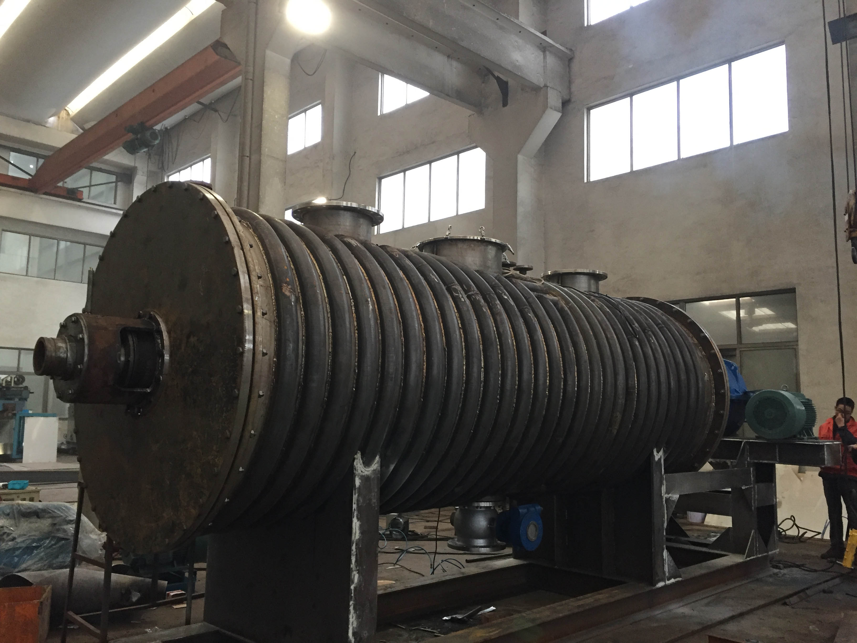 國際香料香精有限公司-污泥專用真空耙式干燥機(jī)